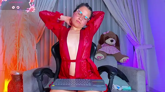 alejagarcia_'s cam snapshot