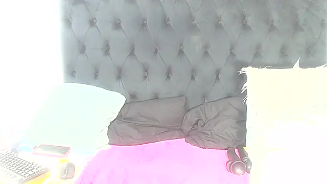 BootyClitQueen's cam snapshot