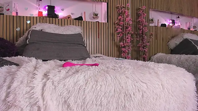 emily_madrid's cam snapshot