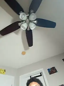 BigPrettyDick777 live sex cam