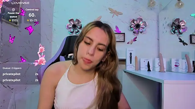 Natasha-Adams's cam snapshot