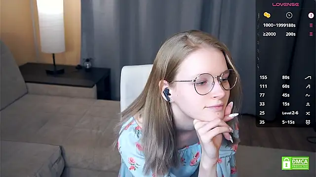 ToyaPletz's cam snapshot