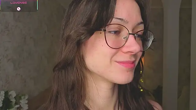 ReneeLippeatt's cam snapshot