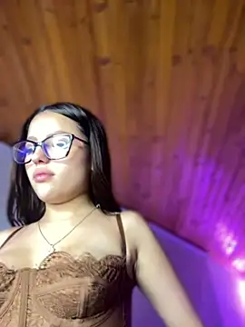 Sofia18_pinkk's cam snapshot