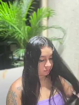 Pretty_Isadora's cam snapshot