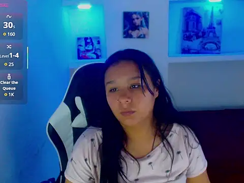 Charis_21's cam snapshot