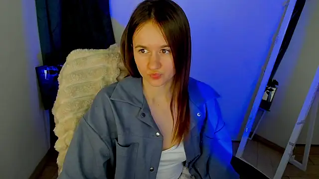 Catherine_e live sex cam