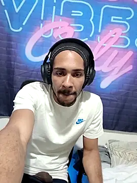 Mikaaa97 live sex cam