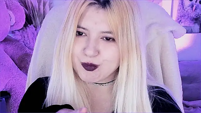 DiaAngell's cam snapshot