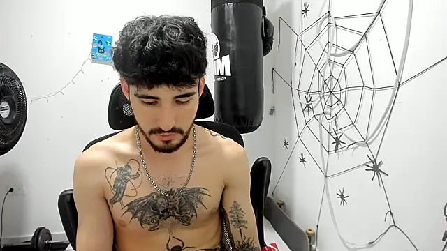 DmitriSanders live sex cam