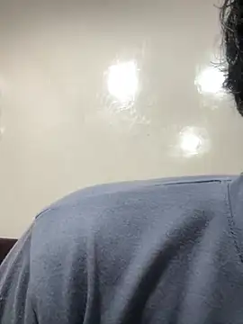 Noamilk live sex cam