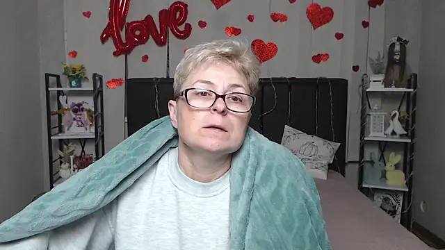 EmiliaGree's cam snapshot