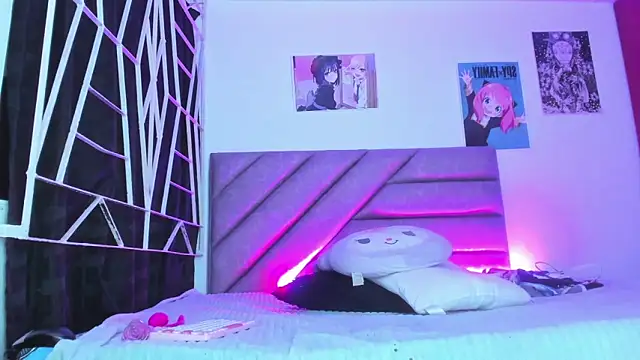 KARINNA__RAVEN's cam snapshot