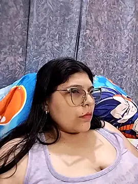 AddisonAndCouple's cam snapshot