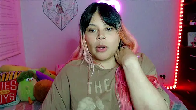 EllieMoonX's cam snapshot