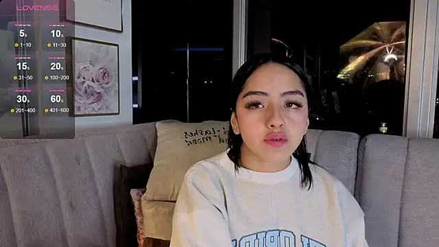 Daphne_chers's cam snapshot