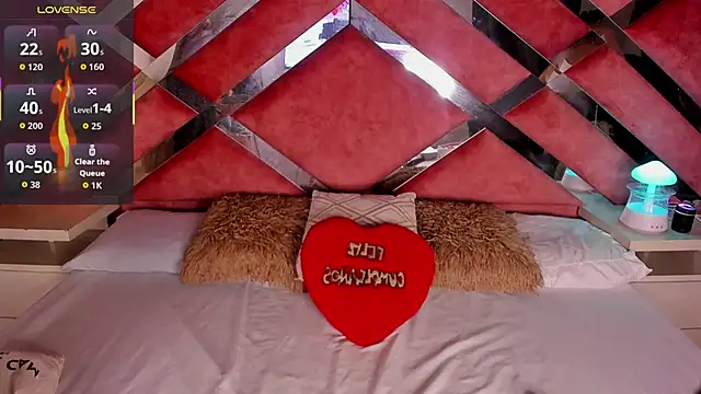 Lily_Queen30's cam snapshot