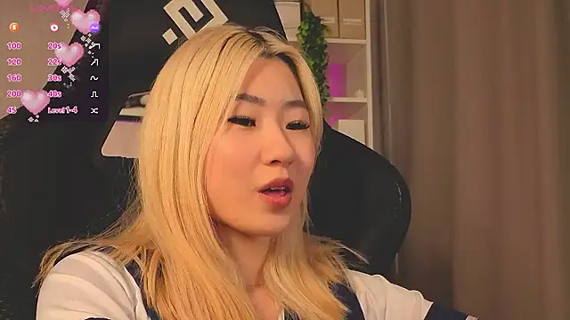 Aisi_18's cam snapshot