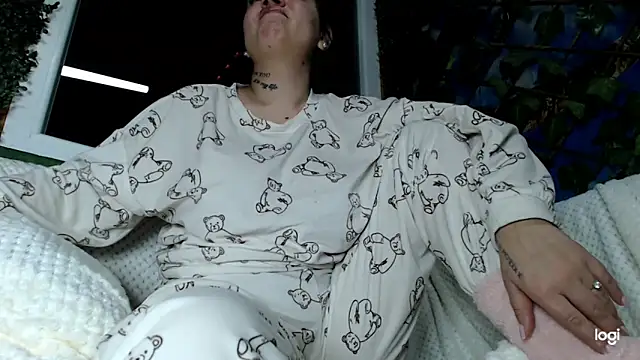 Bigboobs6930 live sex cam