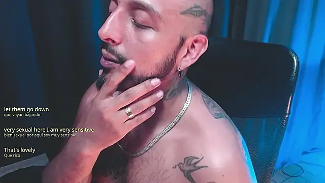 KenllyH live sex cam