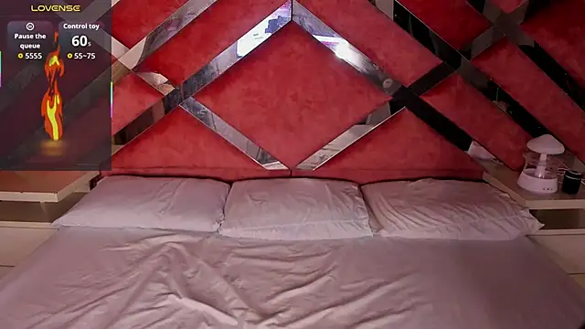 Lily_Queen30's cam snapshot