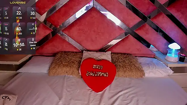 Lily_Queen30's cam snapshot