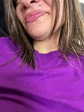 Zyrella live sex cam