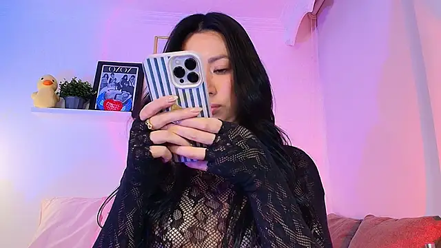 lilyy_evanss's cam snapshot