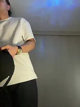 Maximuz1920's cam snapshot