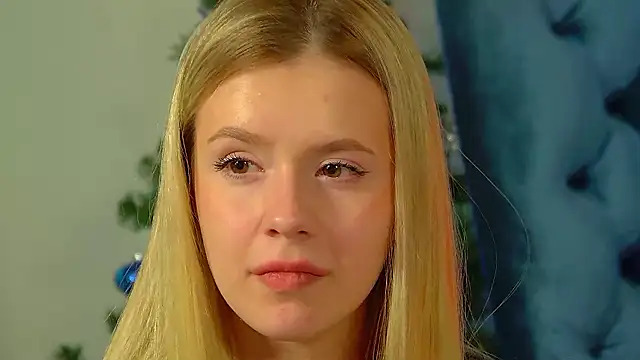 MilanaBalmain live sex cam