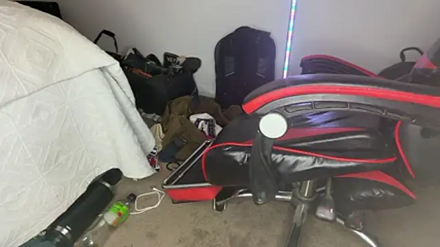 OFFICAL_DICKEDDOWNUNDER live sex cam