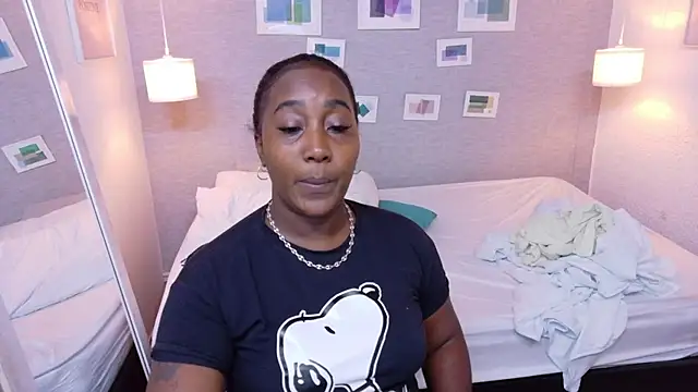 kiara_evanss's cam snapshot