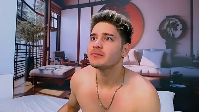 RayanLynxx live sex cam