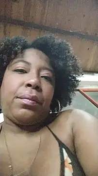 ChanneldelaCroix's cam snapshot