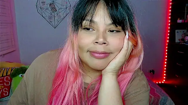 EllieMoonX's cam snapshot