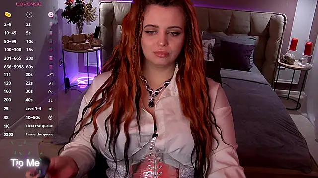 Miss_Maya_Mils's cam snapshot