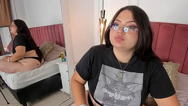 Tessa_Sinclaire's cam snapshot