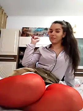 baby_sweet_girl_'s cam snapshot