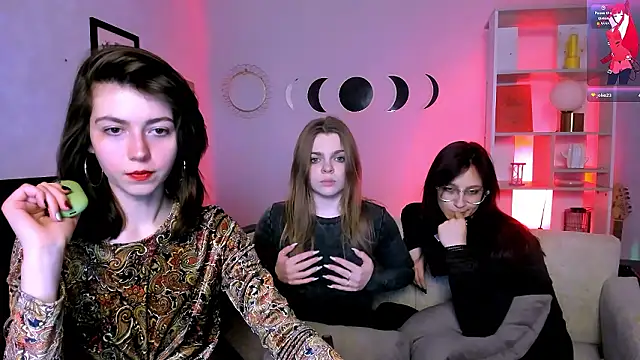 kitniss_dreamy's cam snapshot