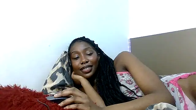 LolaUrFavGirlxxx's cam snapshot