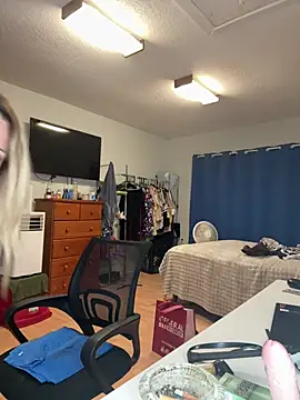 Hotslut187 live sex cam