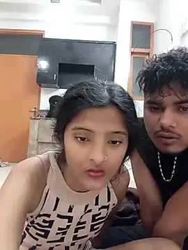 romantic_couple1's cam snapshot