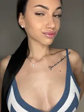 ilariea_girl's cam snapshot