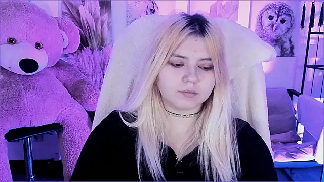 DiaAngell's cam snapshot