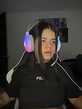 2Angela_'s cam snapshot