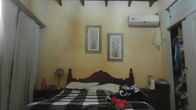 loliporomero's cam snapshot