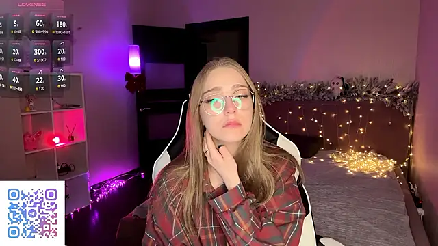 EvaPeace's cam snapshot