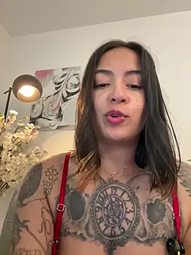 Rae_Lil_White live sex cam