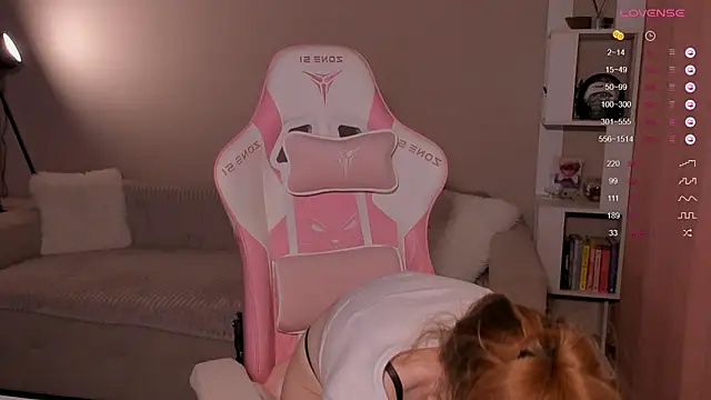 Elisahsthetics live sex cam