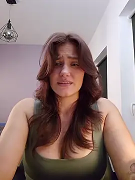 MiaRides19 live sex cam